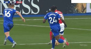 1739628478896009073.gif 乐鱼app-【英超】梅里诺双响 阿森纳2比0客胜莱斯特城