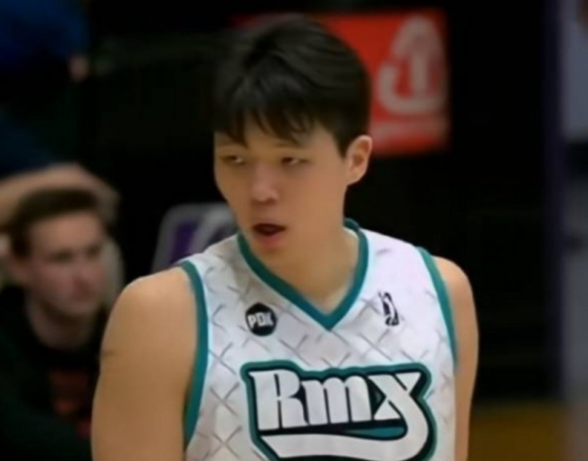 发展联盟主帅爆赞杨瀚森！爆赞篮板蜕变+攻守能力，认可其融入！