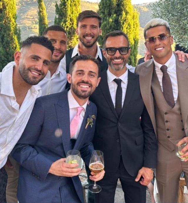 乐鱼app-B席月初结婚 妻子怀孕6个月 或先租后买加盟巴萨？